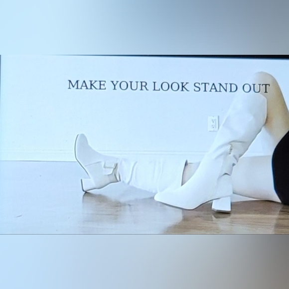 NIB FAUX SUEDE METAL BUCKLE SIDE ZIP CHUNKY HEEL KNEE HIGH BOOT BEIGE 5.5 - Picture 2 of 15